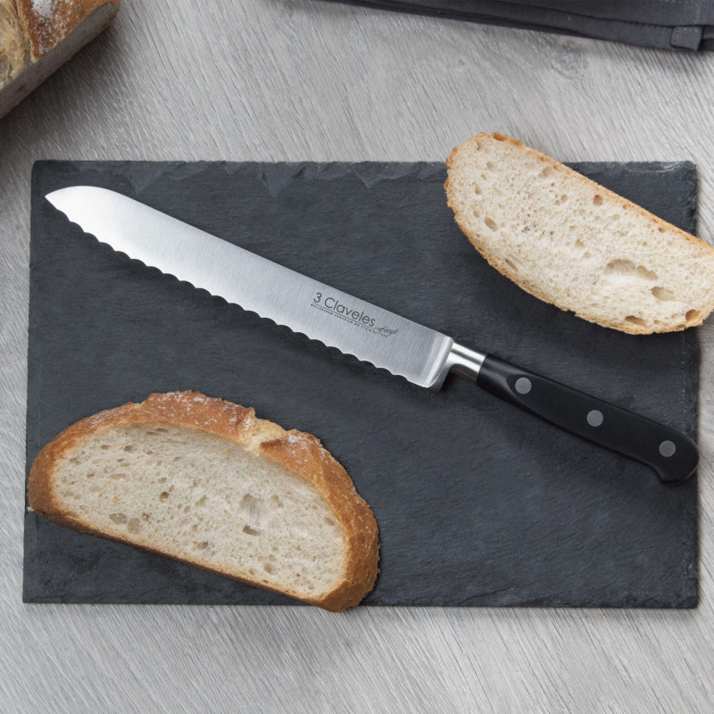 Couteau à Pain Forgé