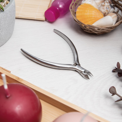 Stainless Steel Cuticle Nipper 2
