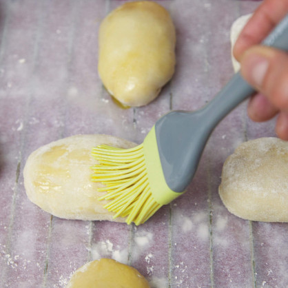 Silicone Brush 2