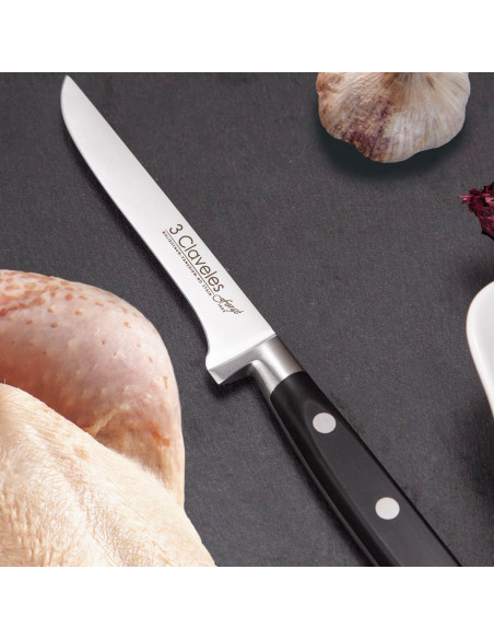 Forgé Boning Knife