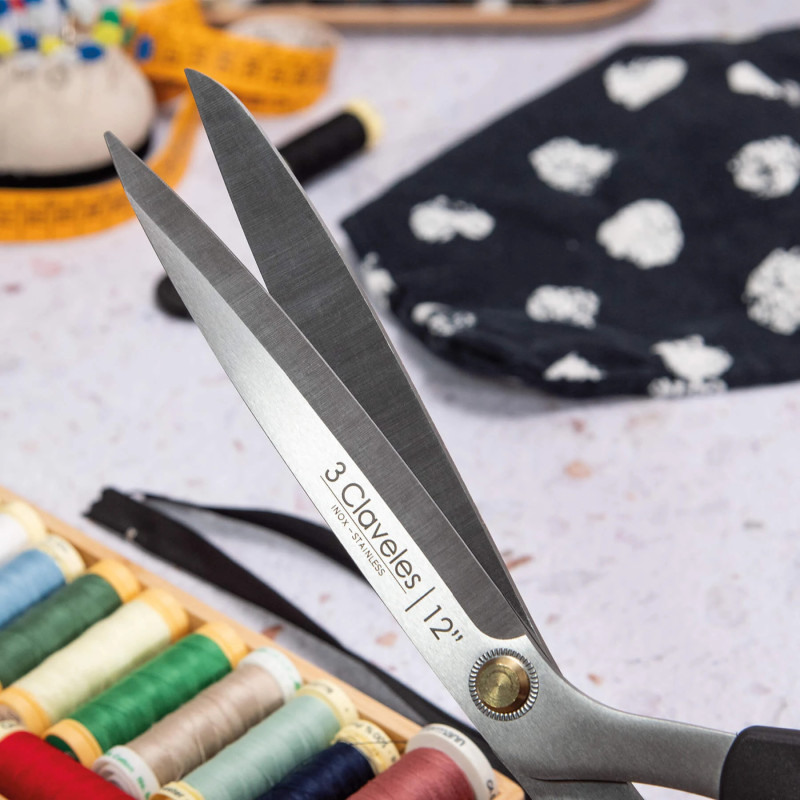 Tailor´s Shears | 3 Claveles