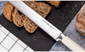Couteaux à pain